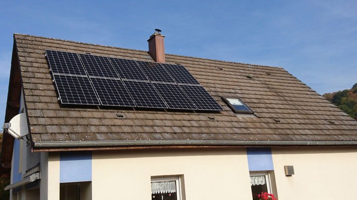 prix panneau solaire pour maison 100m2